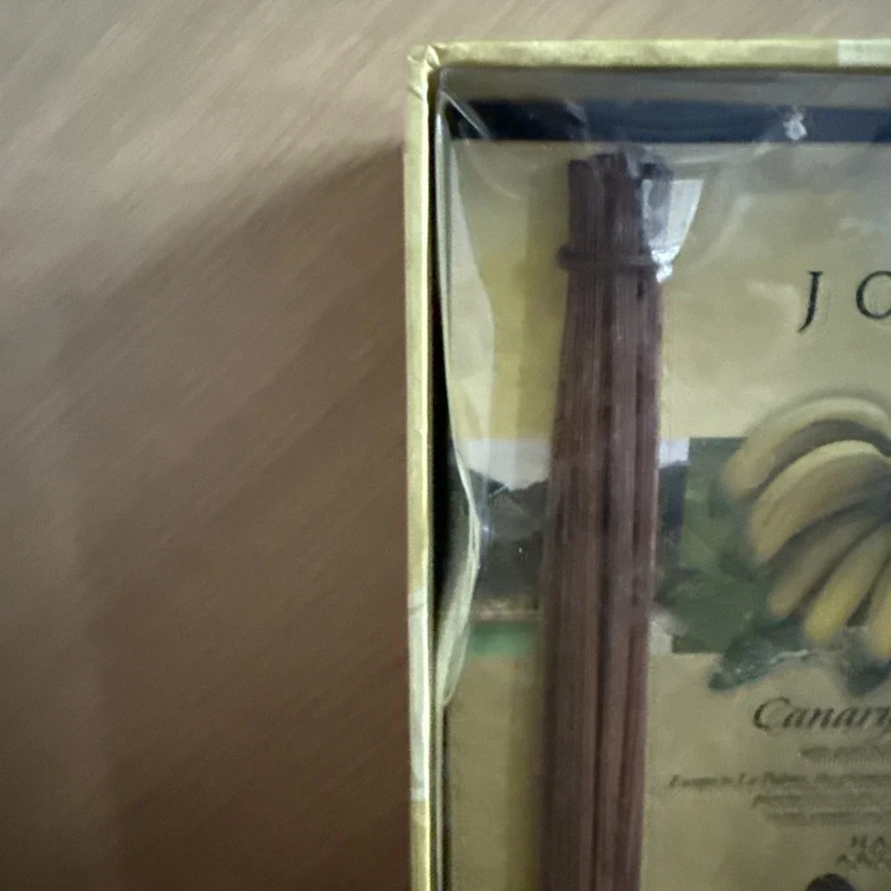Yankee Candle World Journeys Canary Island Banana 4 Oz  Fragrance Reed Diffuser